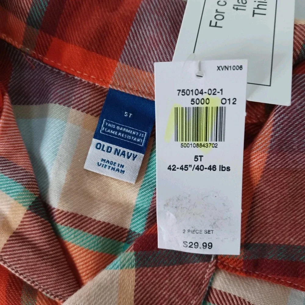 NWT Old Navy Plaid 2 piece Pajama‎ Set PJs 5T